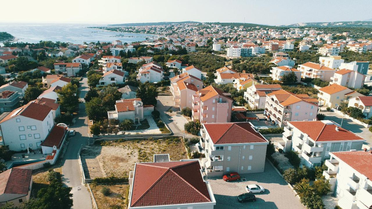 Apartment Dream Novalja Exterior photo